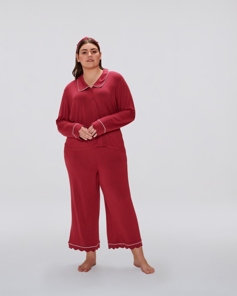Layla brand sleepwear store